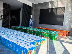 一份中秋禮，傳遞公司愛。